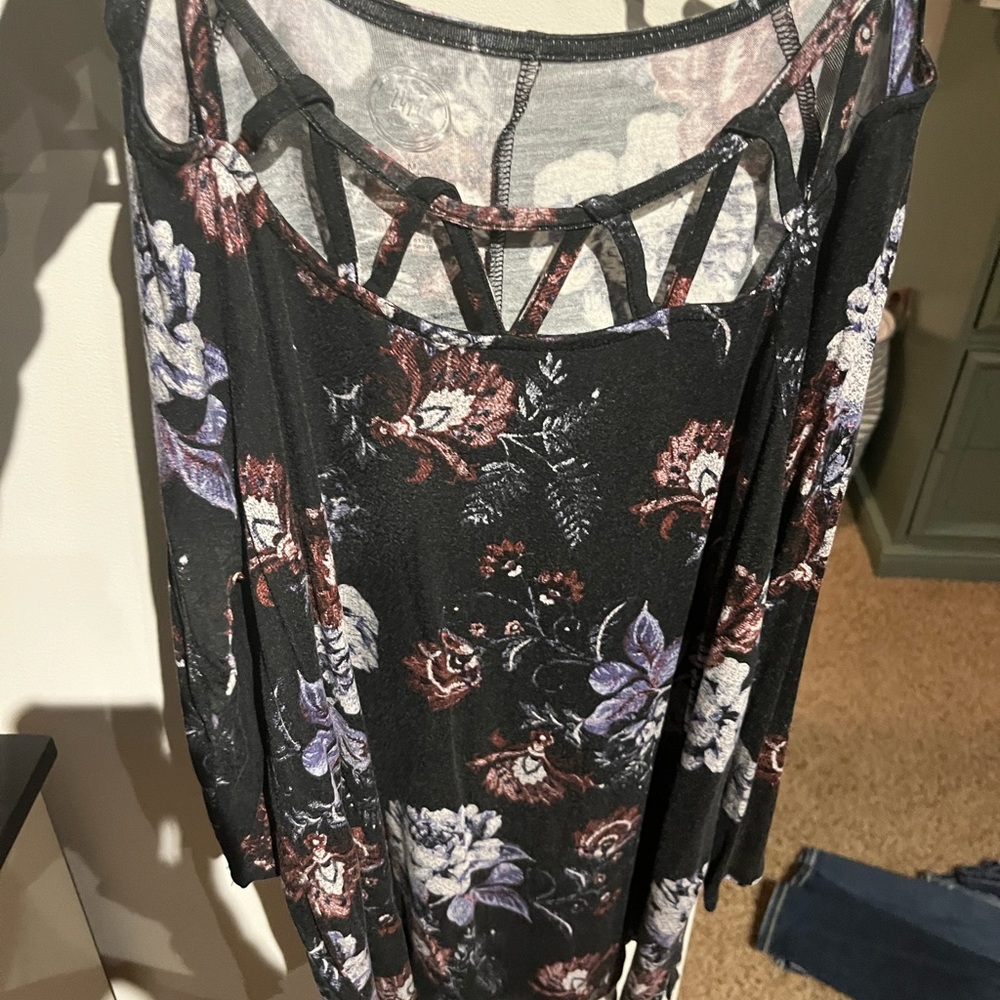 Maurice’s, Size M, Floral